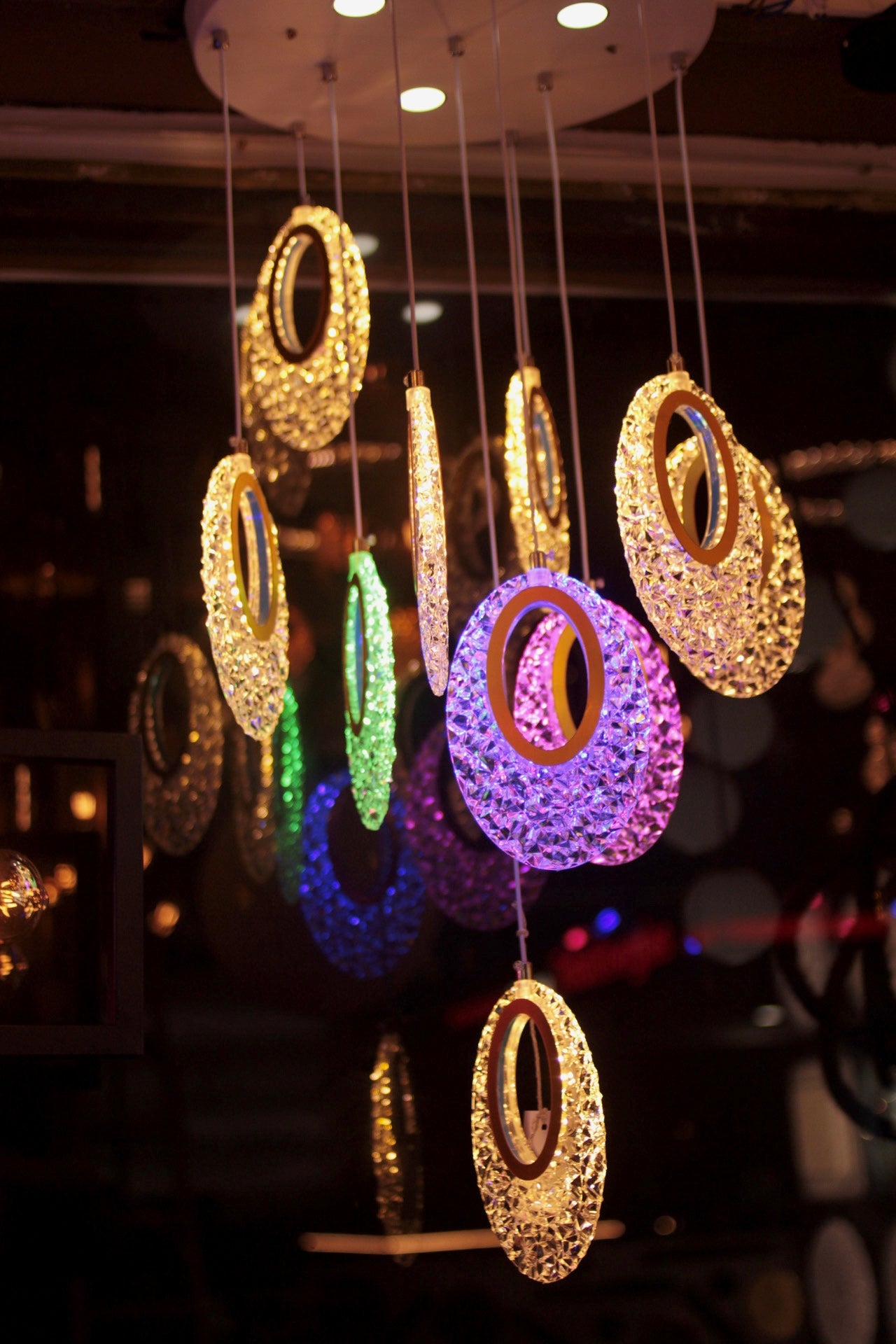 PENDANT LIGHT H145