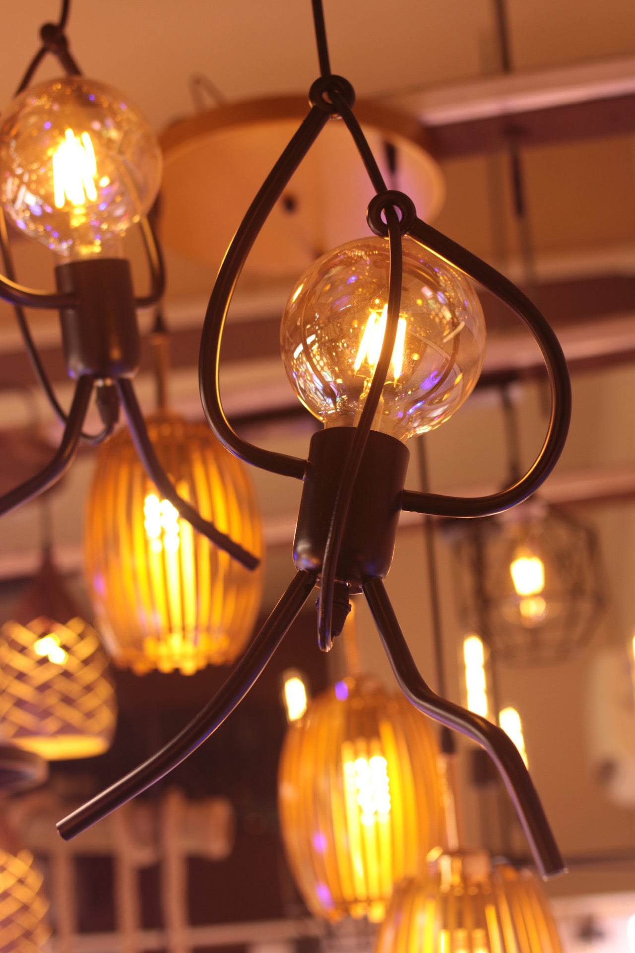 PENDANT LIGHT H130