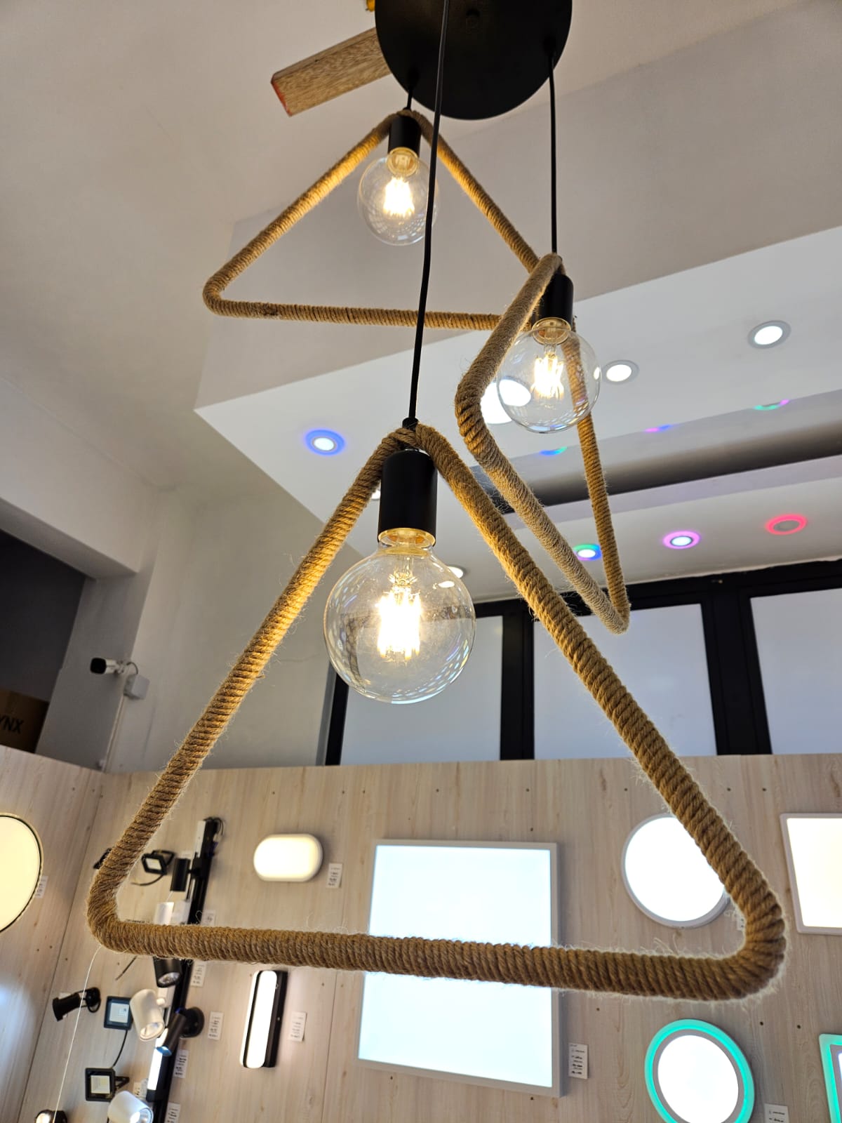 PENDANT LIGHT H321