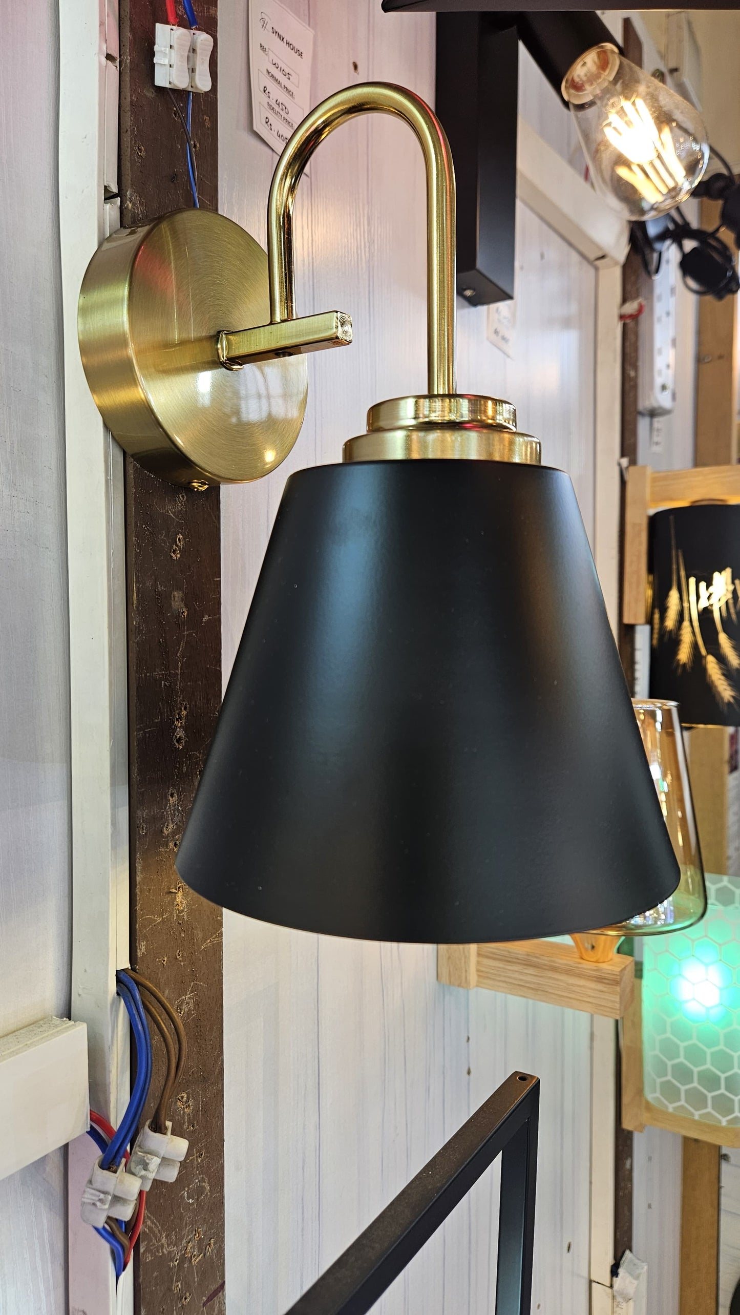 WALL LIGHT W428