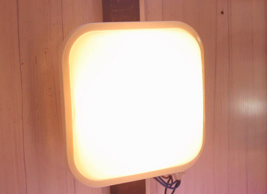 OUTDOOR LIGHT BULKHEAD 20W LED WARM SQUARE